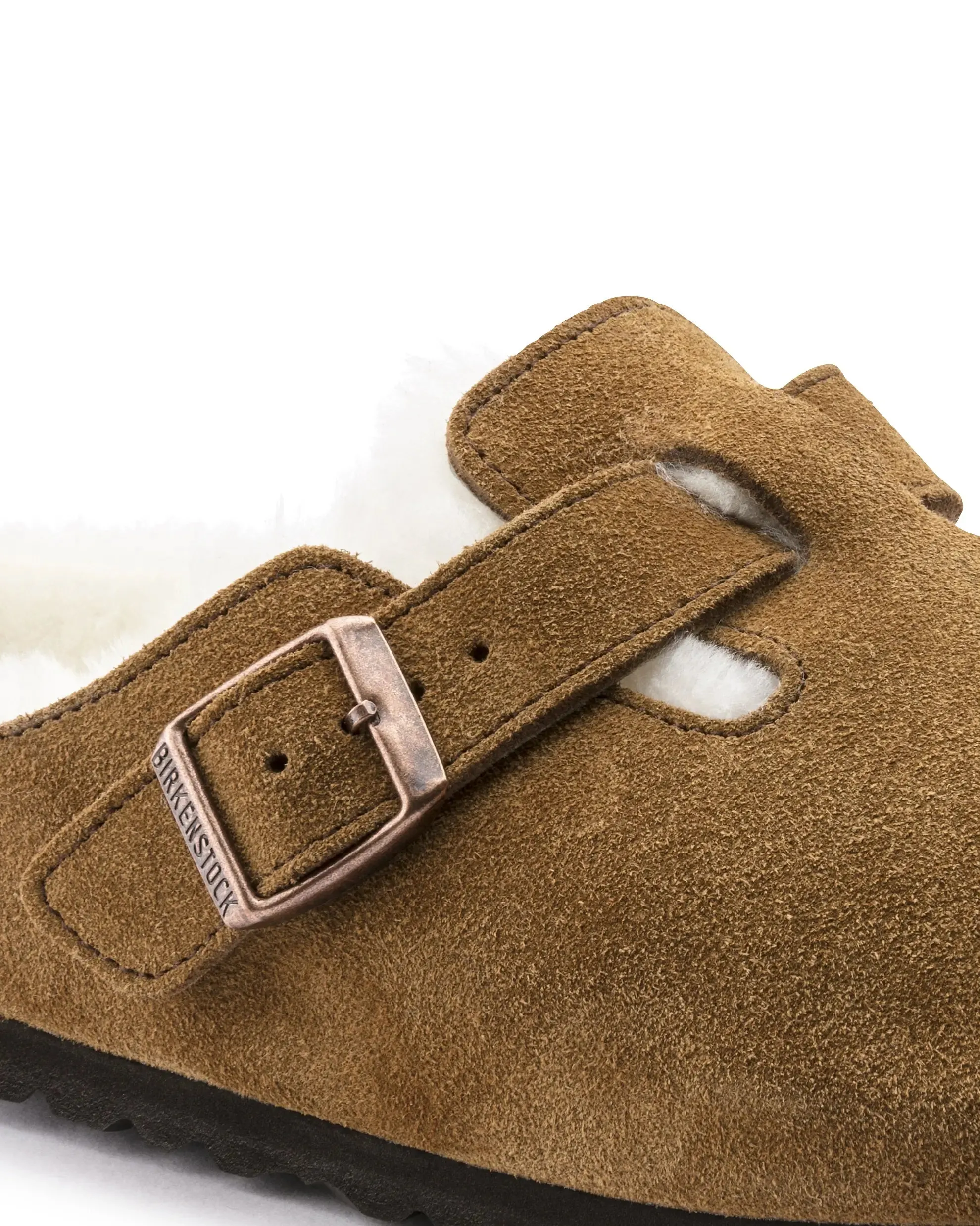 Chaussons Boston en peau de mouton couleur vison