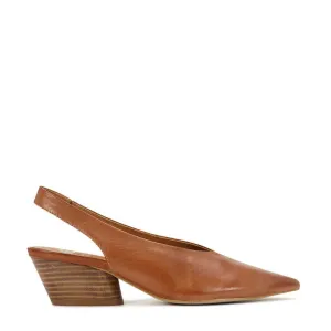 EOS Hat Brandy Shoes_Eos