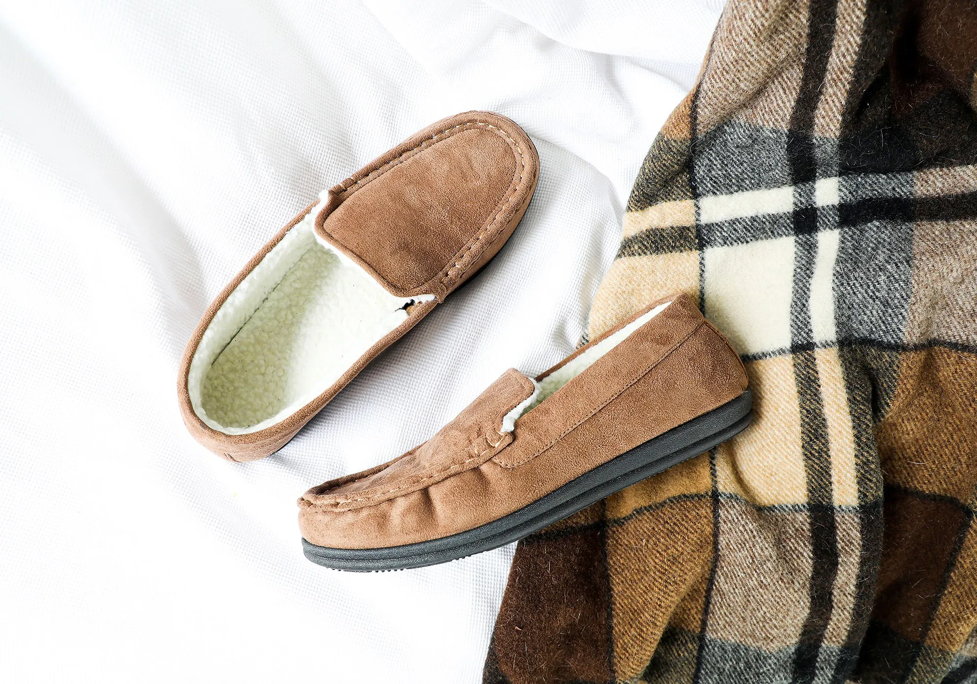 Homyped Chaussons d'intérieur confortables extra larges pour hommes Pedro