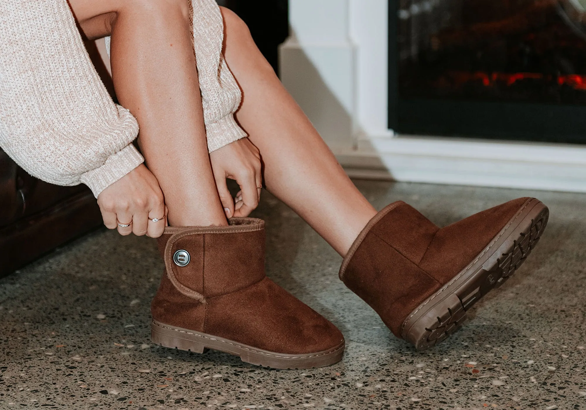 Chaussons Bottes Confortables et Soutenus pour Femmes Scholl Orthaheel Fluffy II - Chaussures Scholl Orthaheel