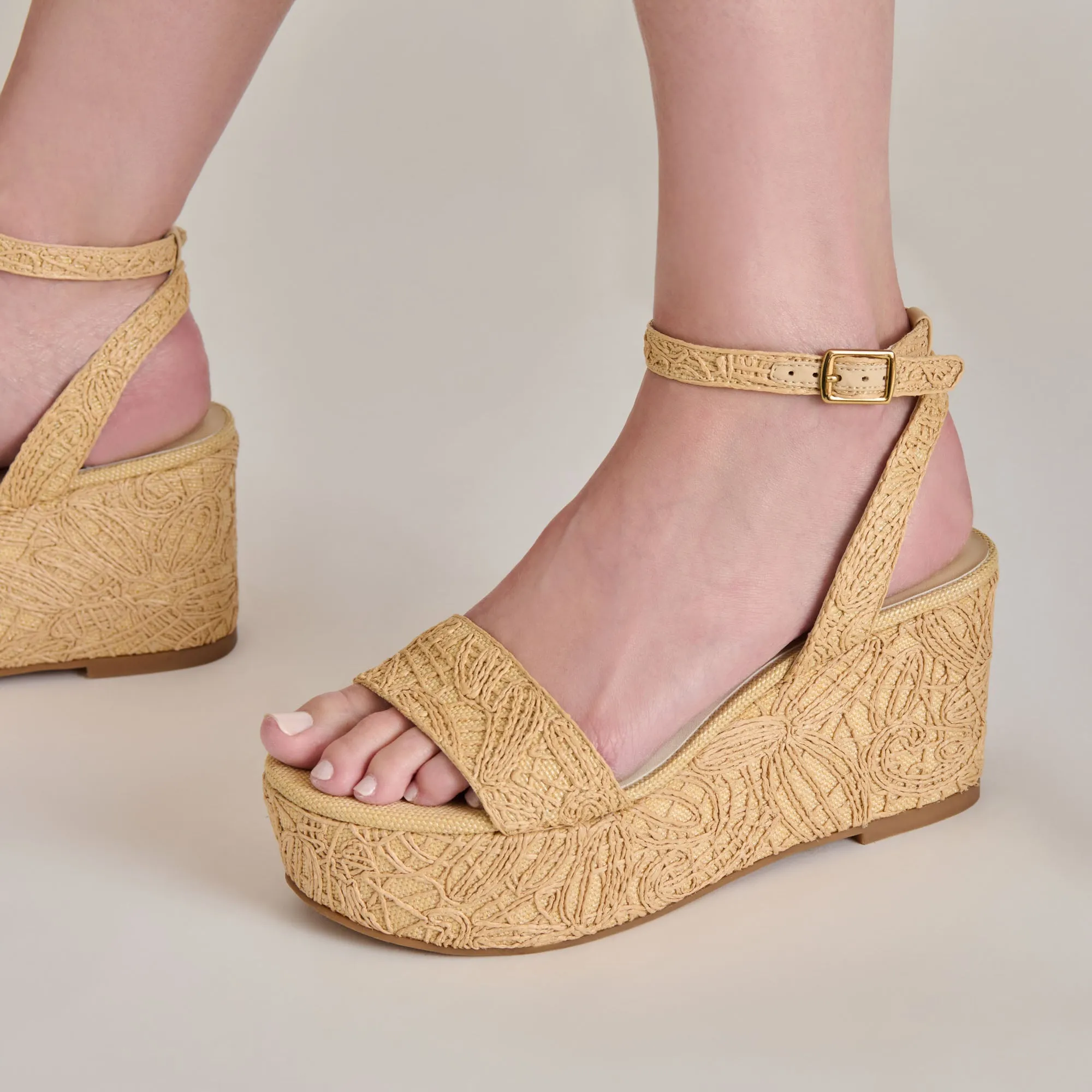 TALISA WEDGES NATURAL MACRAMÉ