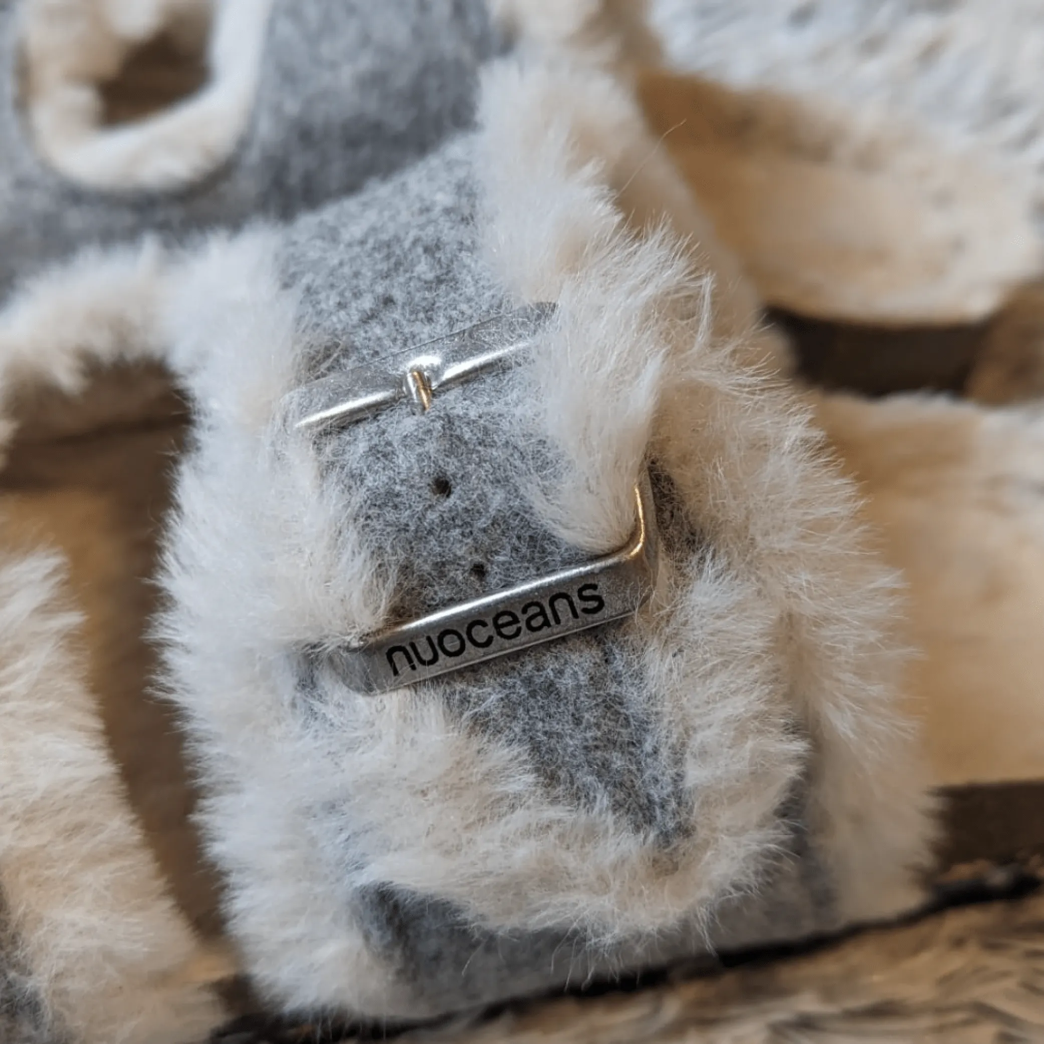 Les Pantoufles Végétaliennes Nuo Fluff | Gris
