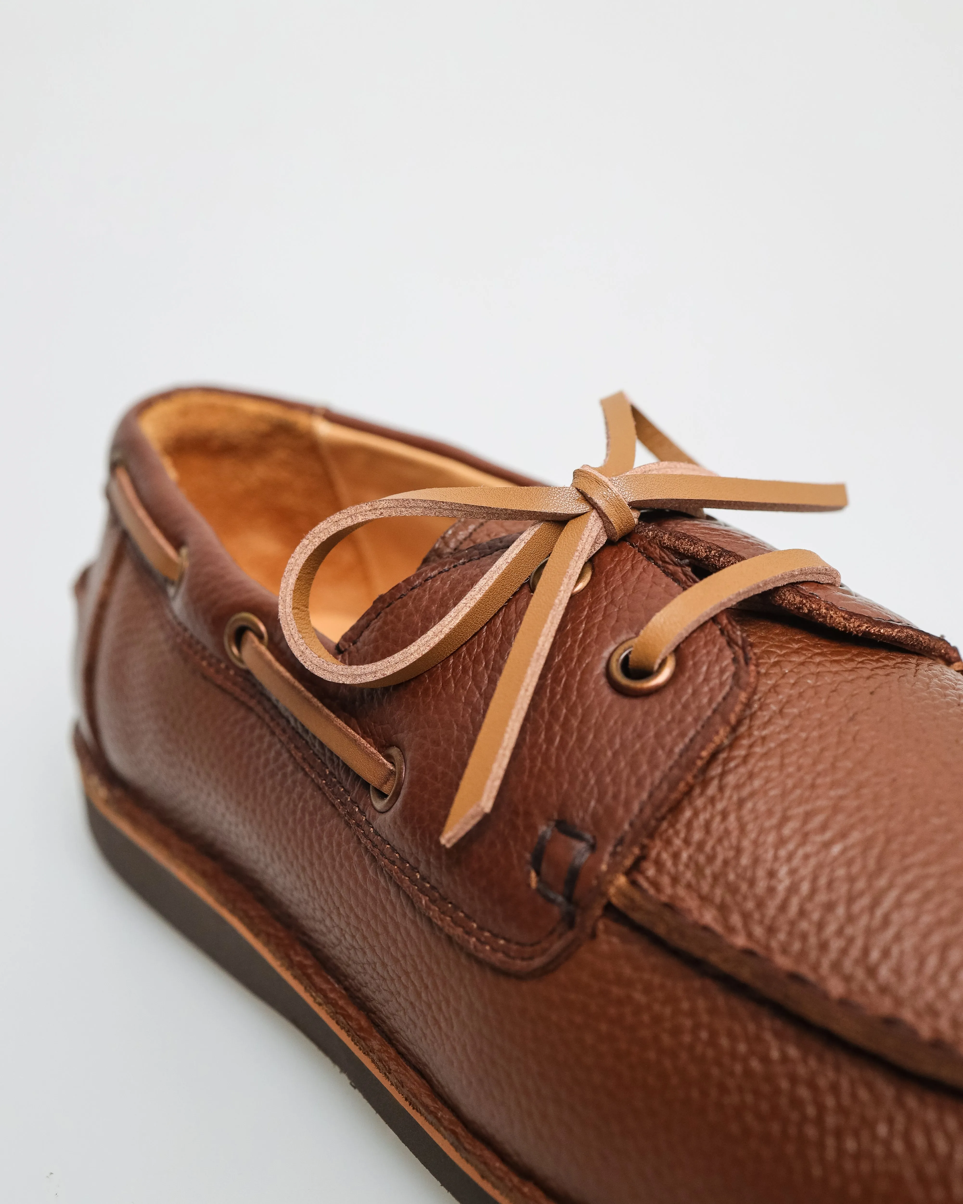 Chaussures bateau en cuir pour hommes Tomaz C551