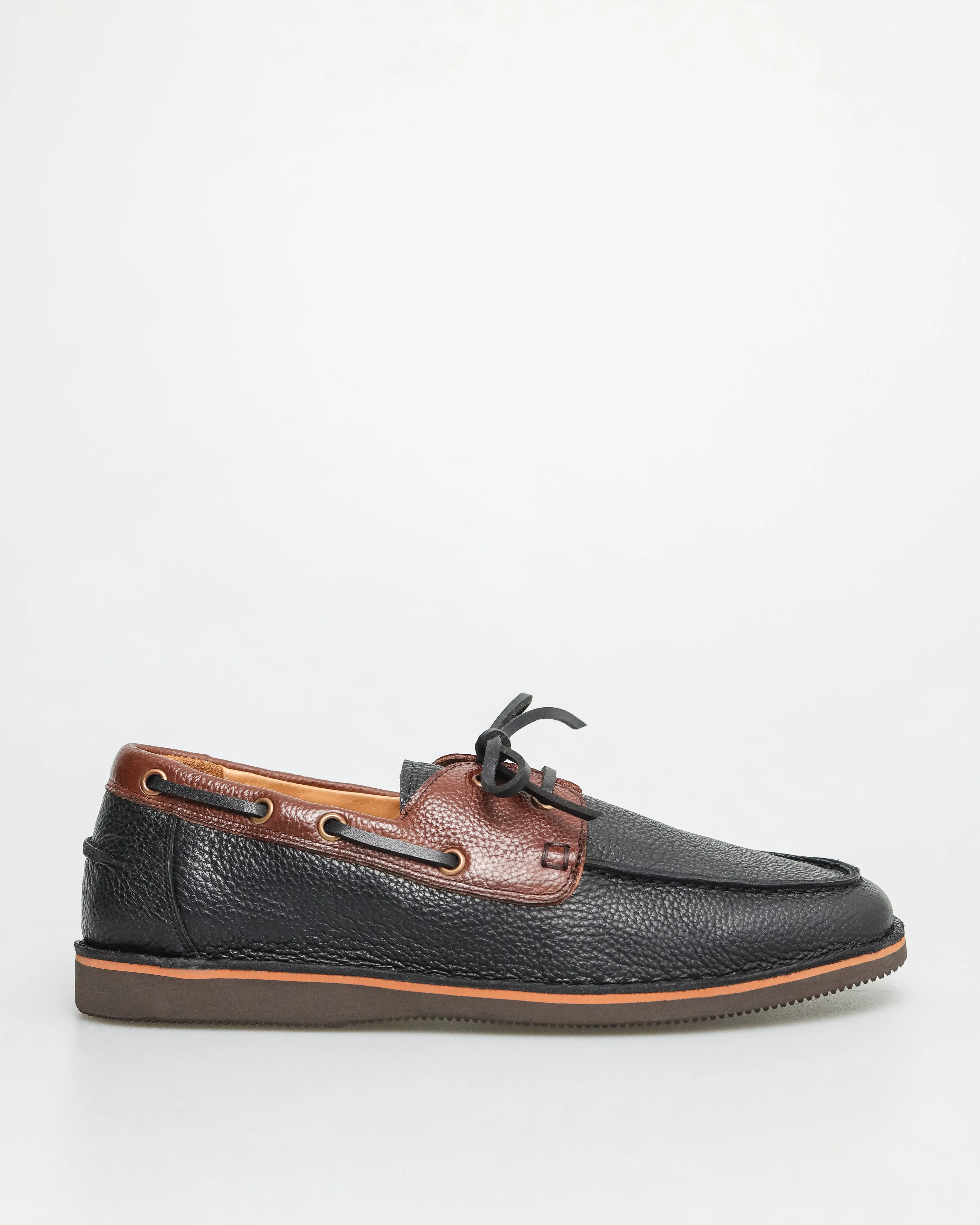 Chaussures bateau en cuir pour hommes Tomaz C551