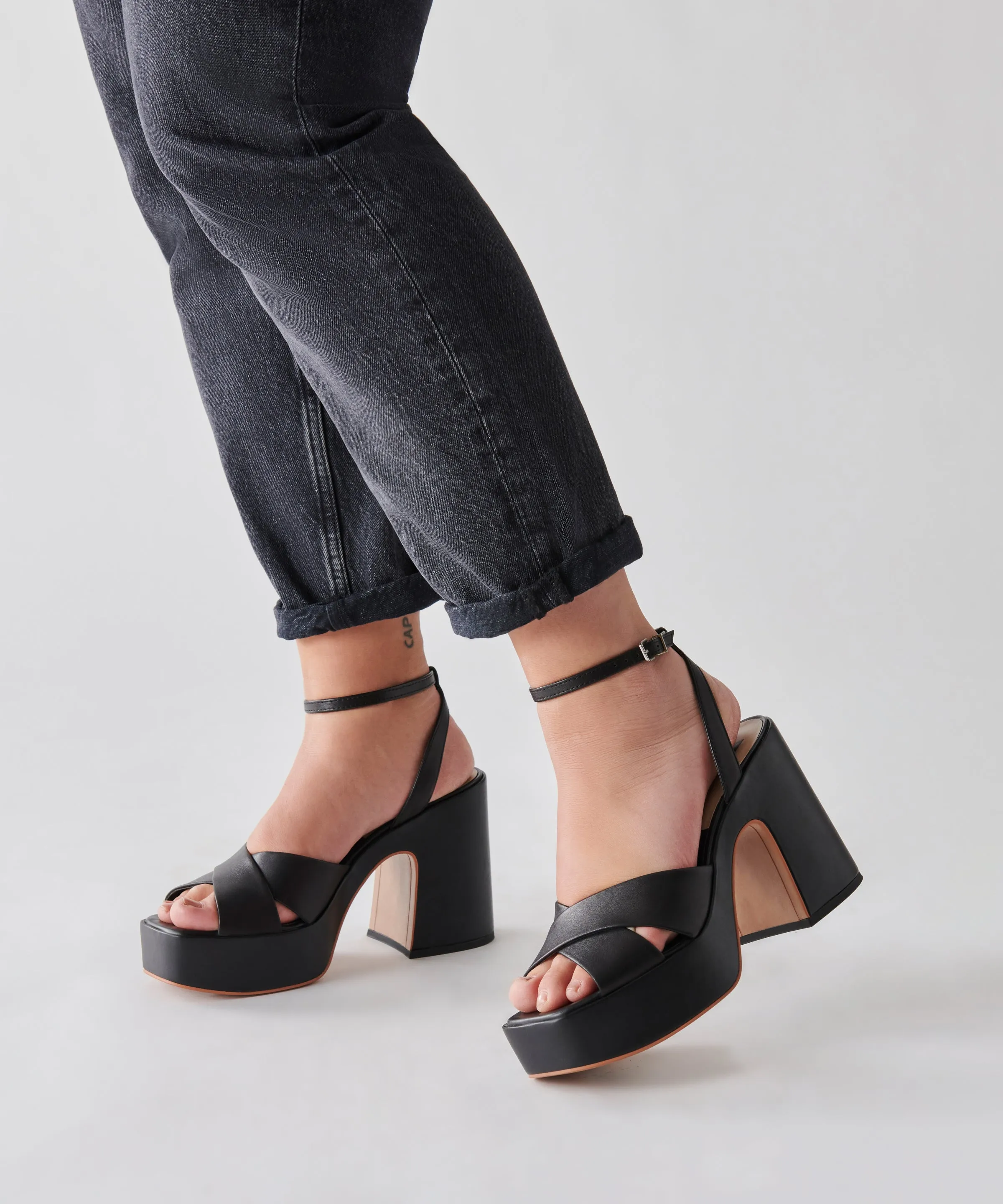WESSI TALONS CUIR NOIR