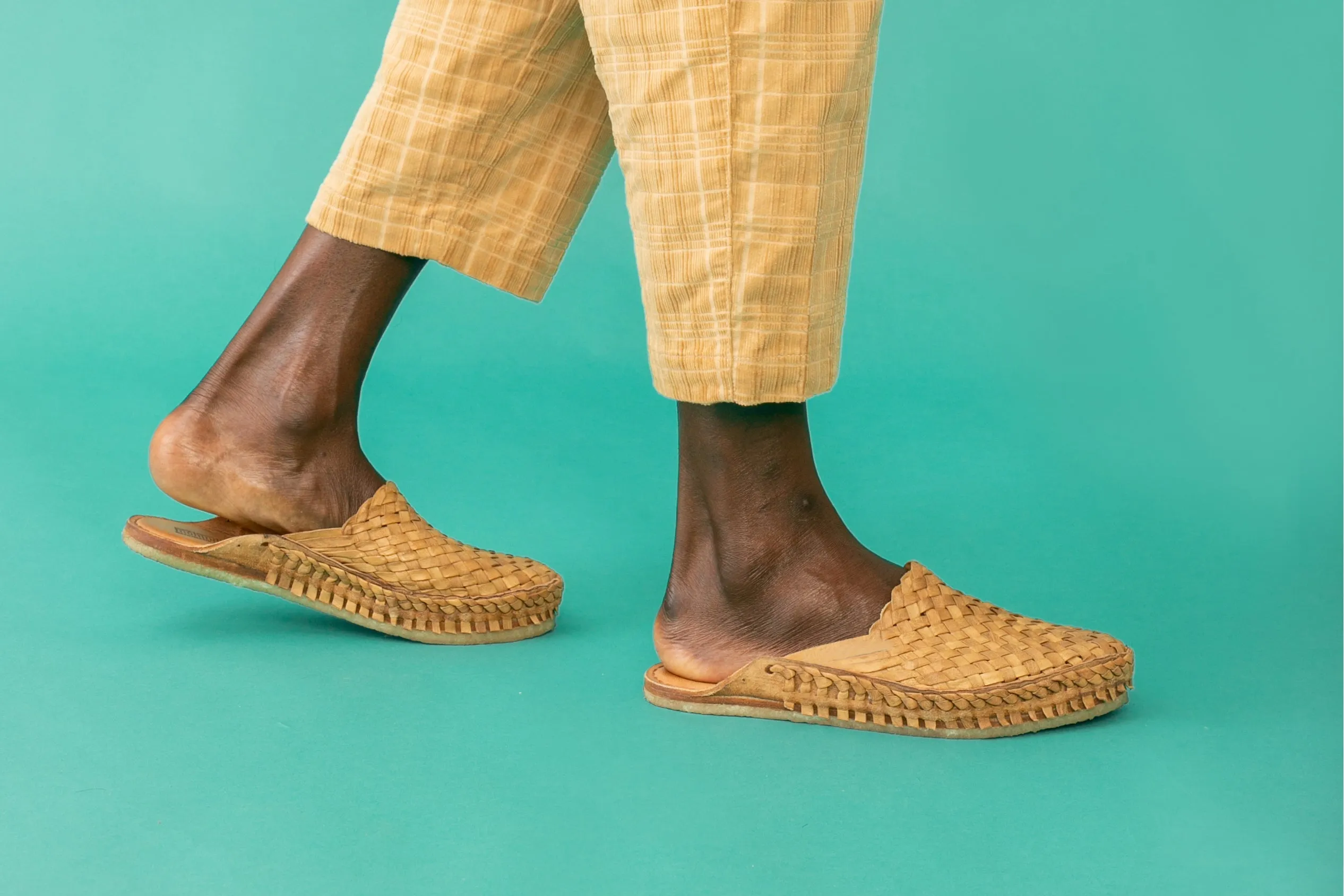 Chausson Woven City en Miel   Sans Rayures